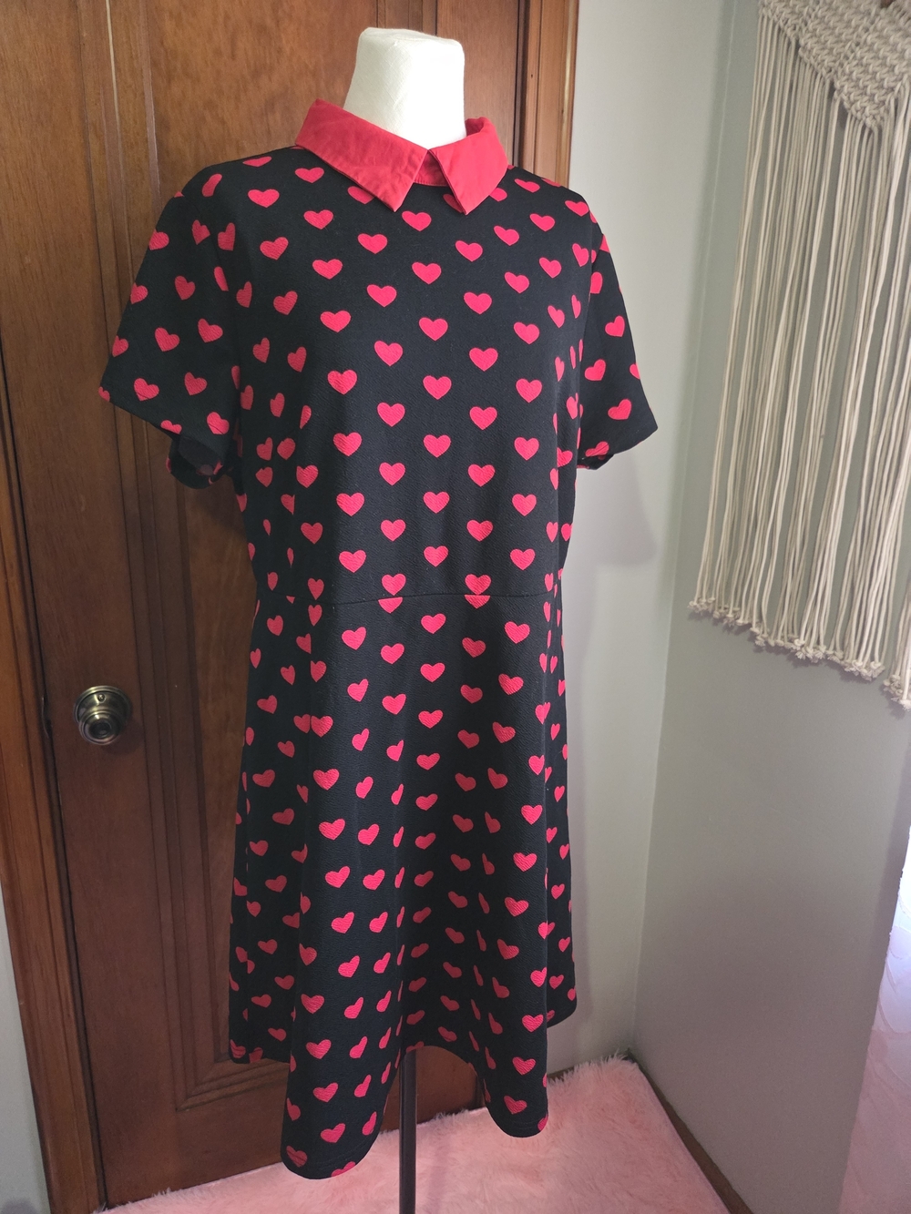 Black Midi Dress with Red Heart Print and Red Collar